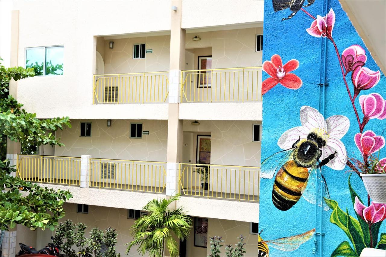 Hotel 12 Bees By Kavia プレヤデルカーメン エクステリア 写真